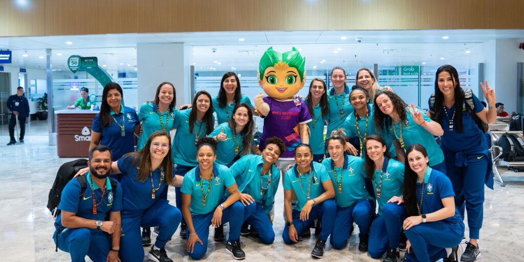 Seleção desembarca nas Filipinas para disputa do Mundial de futsal