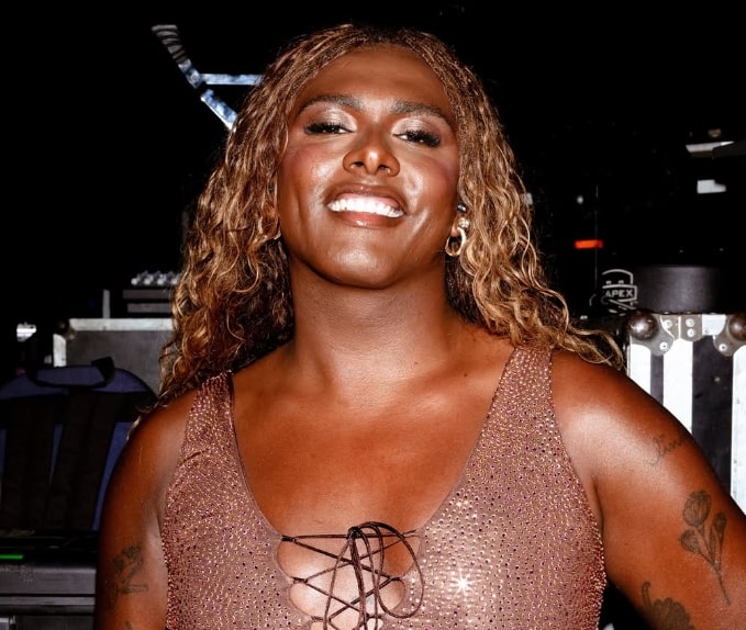 Liniker leva três prêmios e é destaque no Grammy 2025