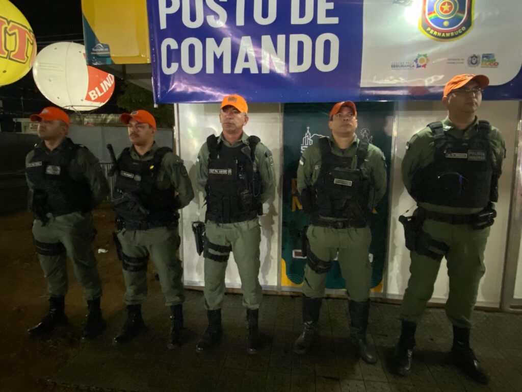 Trio não paga conta em hamburgueria e ainda faz ameaças em ST