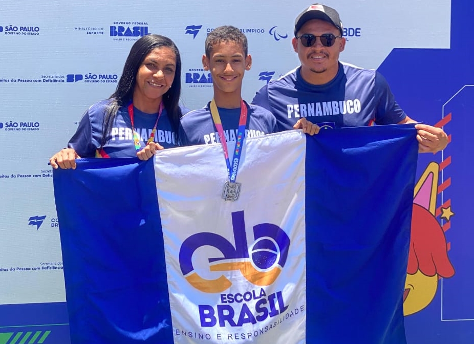 Vinícius Gabriel é campeão nacional e recordista nas Paraolimpíadas Escolares 2025 – Petrolândia Notícias