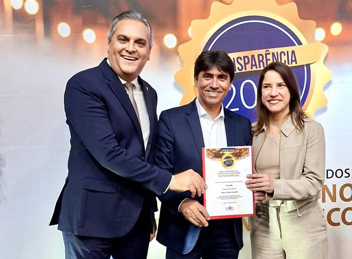 Prefeito de Itacuruba celebra parceria com Governo de PE e anuncia creche