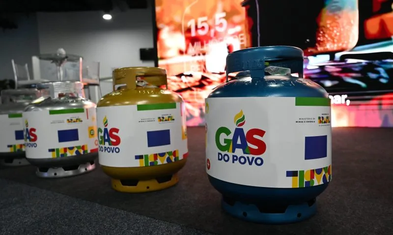 Caixa inicia distribuição do vale-recarga do Programa Gás do Povo – Petrolândia Notícias