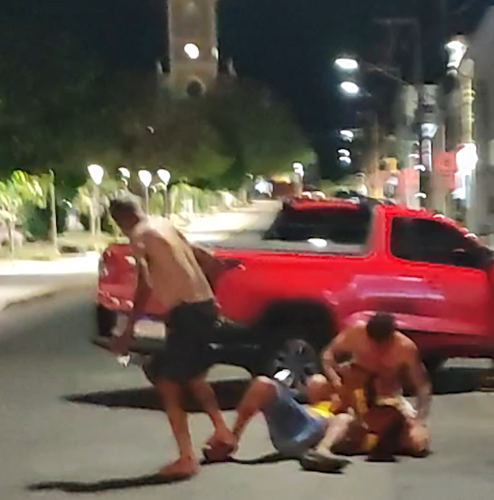 Sérgio Magalhães vira 'praça de guerra' com brigas e feridos em ST