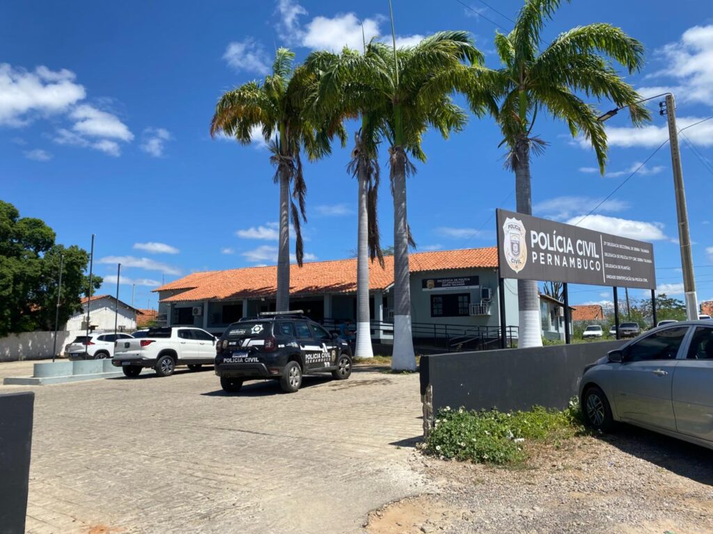 Pai é acusado de surrar filho menor com chicote de fios em Serra Talhada