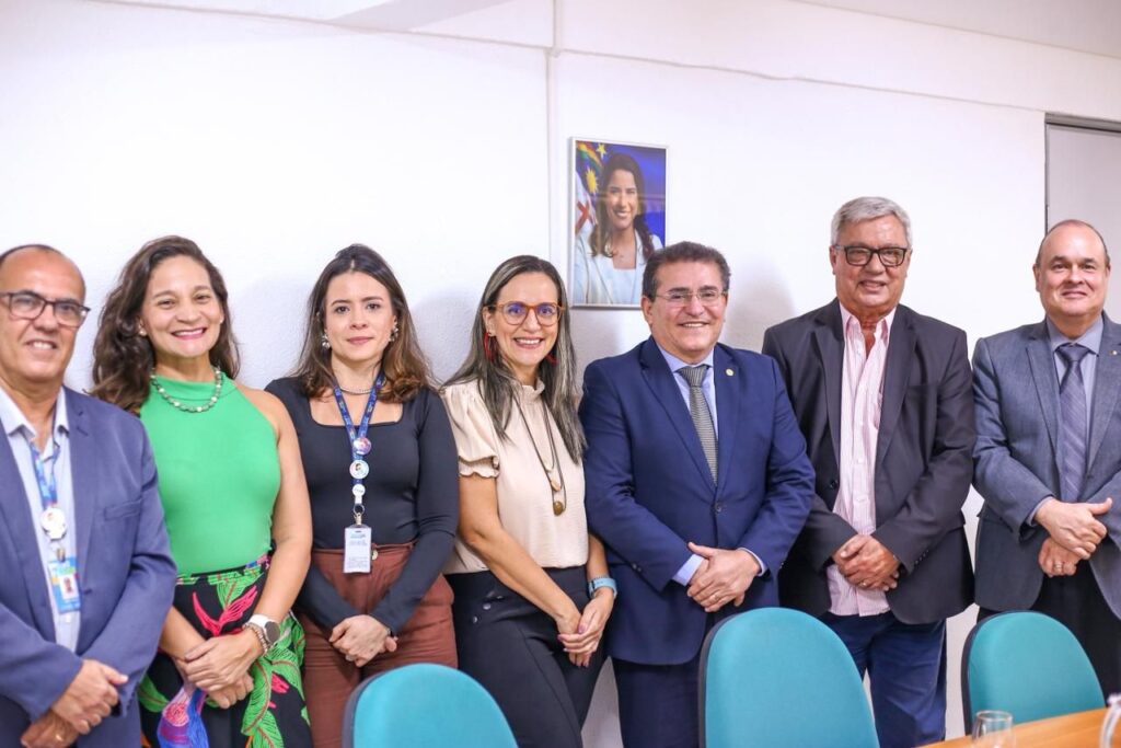 Duque discute integração da CPRH à RedeSim e redução de taxas ambientais