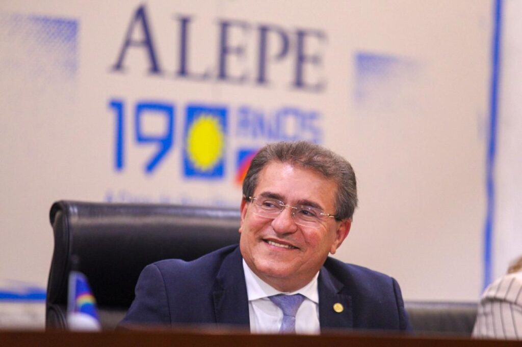 Duque sobre pesquisa do Instituto Múltipla: 'Humildade e gratidão'