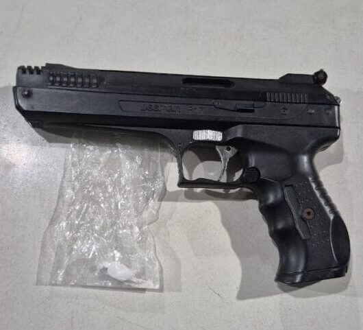 Homens são detidos após uso de cocaína em bar de Serra Talhada