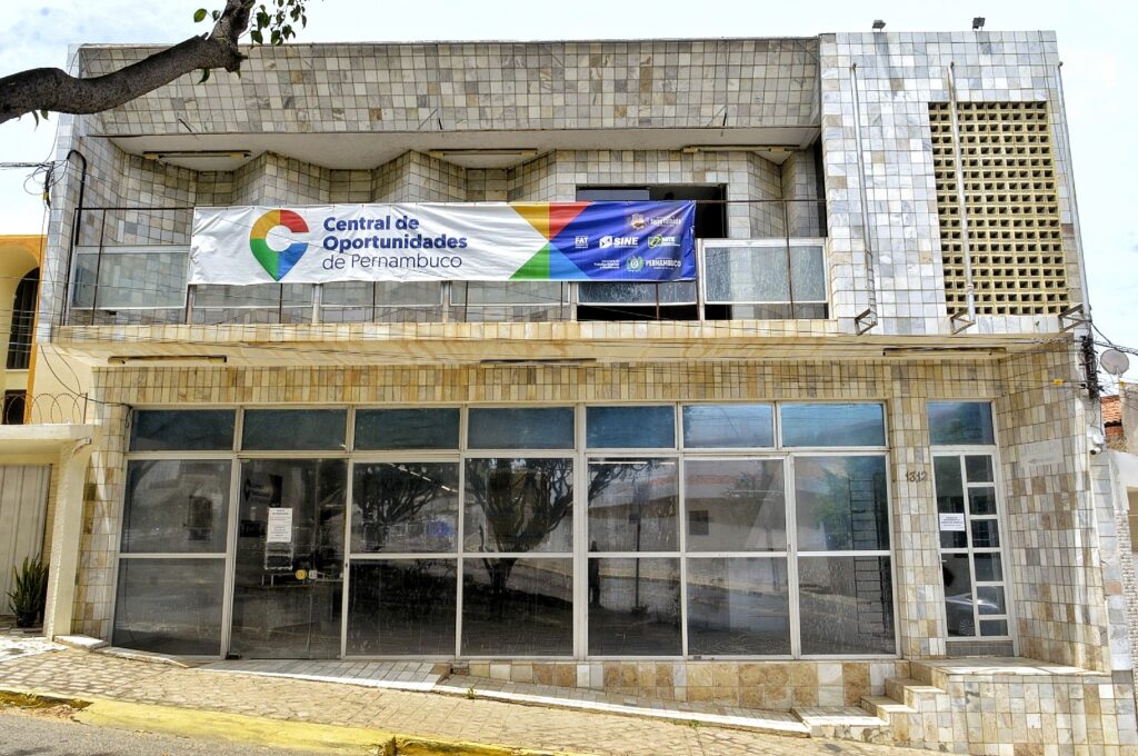 Agência atualiza quadro com 65 vagas para Serra Talhada e região