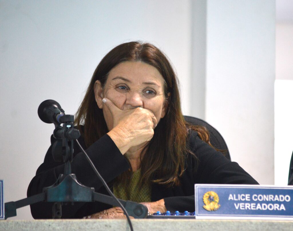 A Câmara de Vereadores de ST e o desespero para explicar o inexplicável