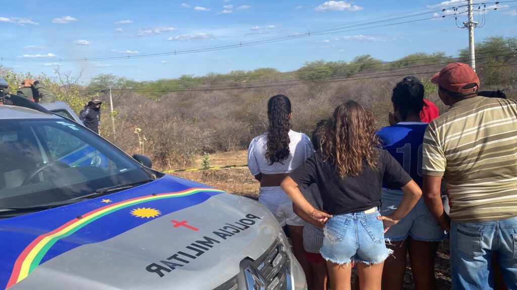 Familiares falam em 'crime cruel e pessoal' contra mulher achada em ST