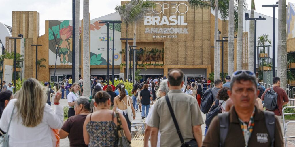 Cúpula dos Povos traz perspectiva social e ambiental à COP30