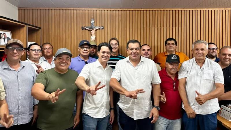 Prefeito de Vertentes declara apoio a Anderson Ferreira ao Senado em 2026