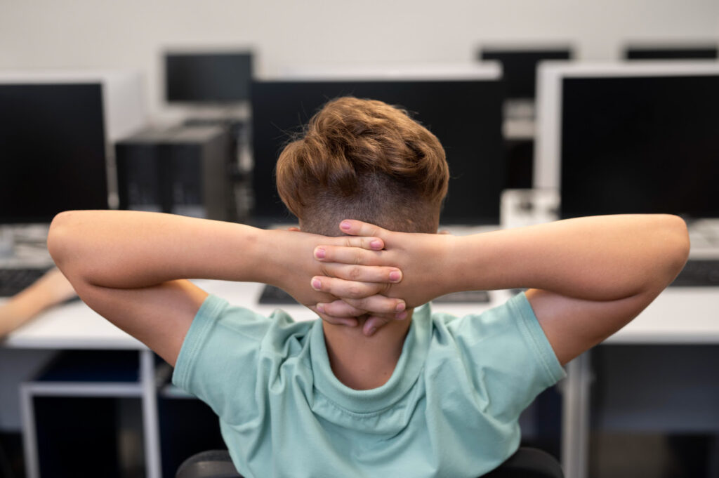 Ortopedista explica erros mais cometidos com a coluna no dia a dia