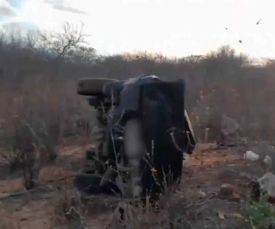 Acidente deixa três policiais feridos em Floresta; um em estado grave