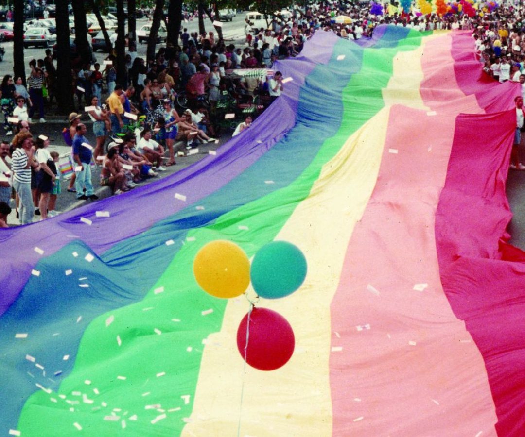 Há 30 anos, marcha no Rio inaugurava paradas do orgulho LGBT no Brasil