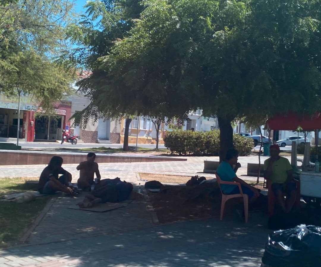 Mais uma sessão de pancadaria na praça Sérgio Magalhães em ST