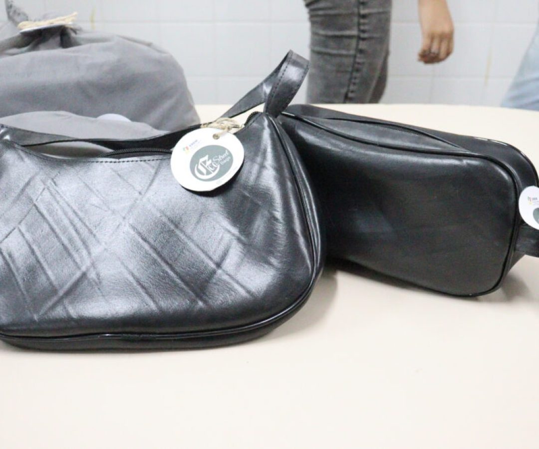 estudantes de ST lançam moda a partir de pneus