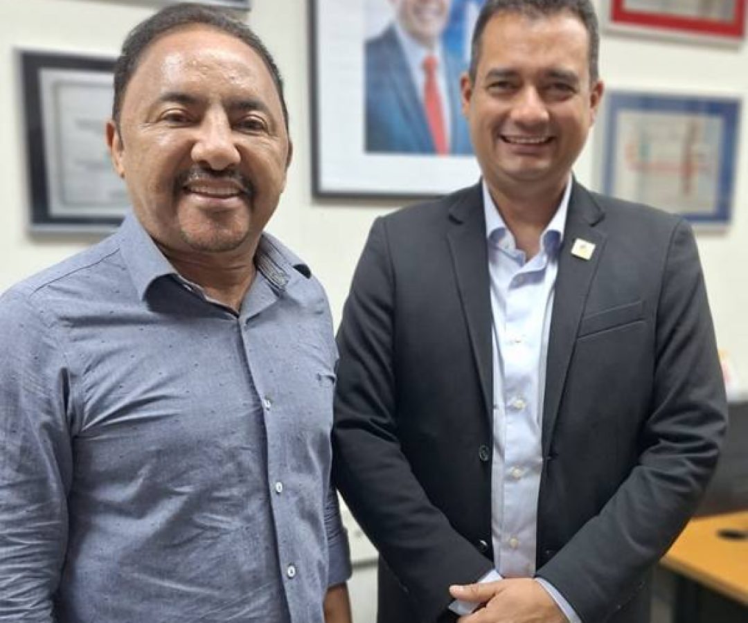 Roberto Carlos e Andrei Gonçalves discutem projetos para Juazeiro