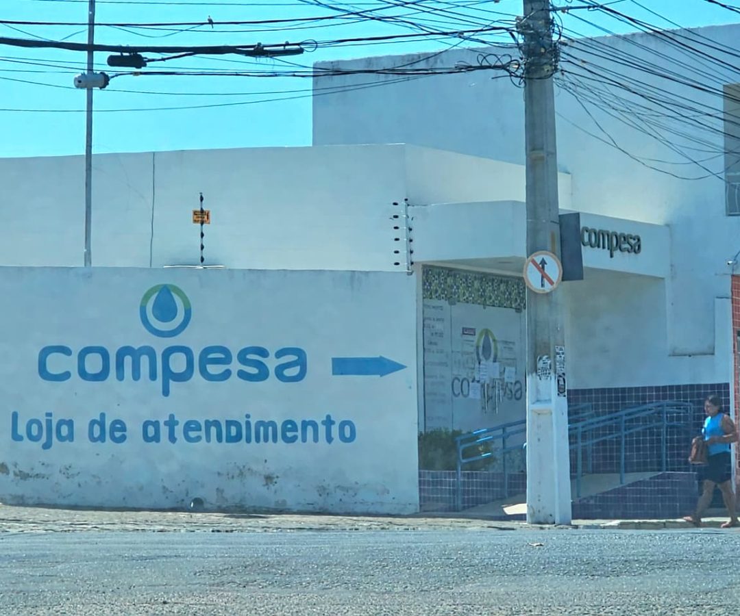 Compesa suspende abastecimento em bairros de ST