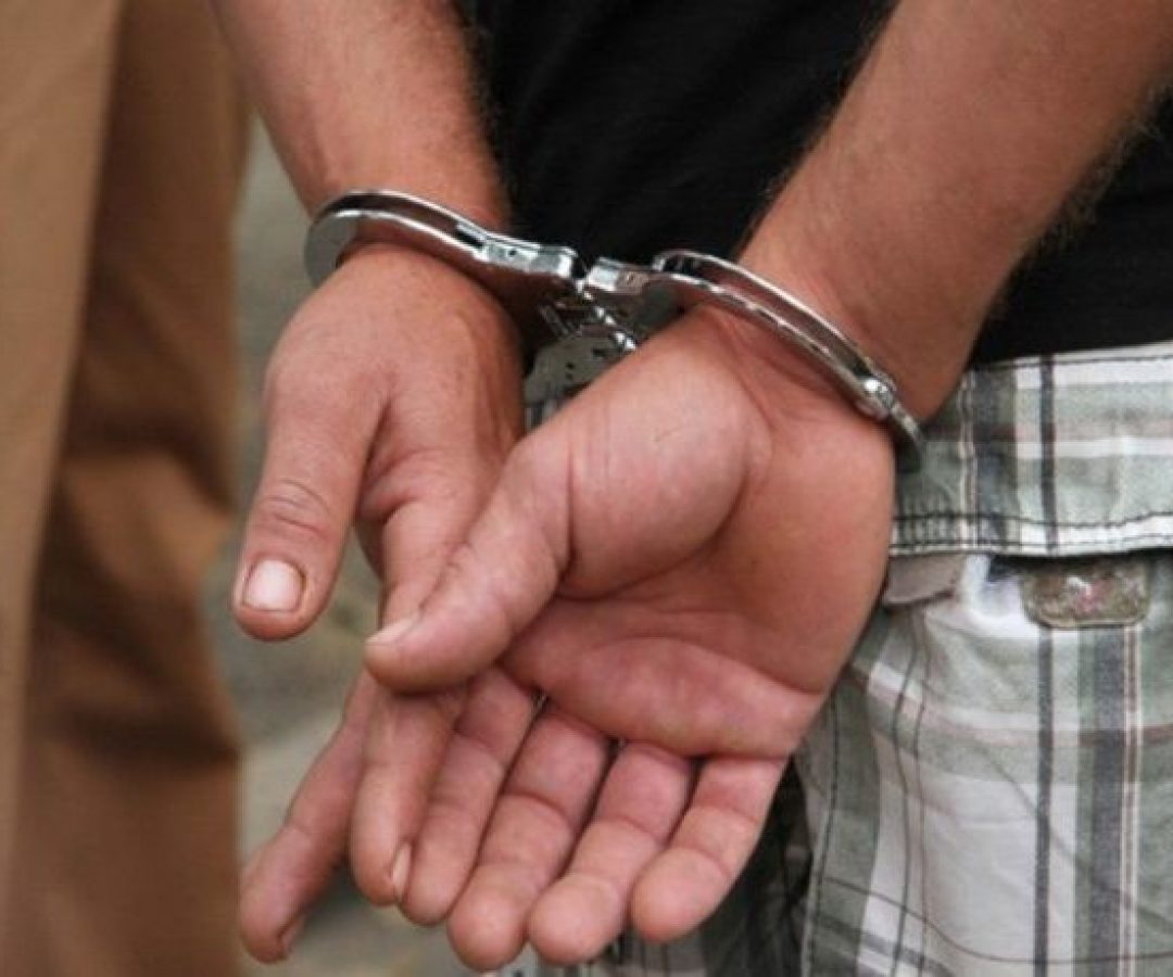 Mulher corre pelas ruas de ST para não ser morta pelo marido