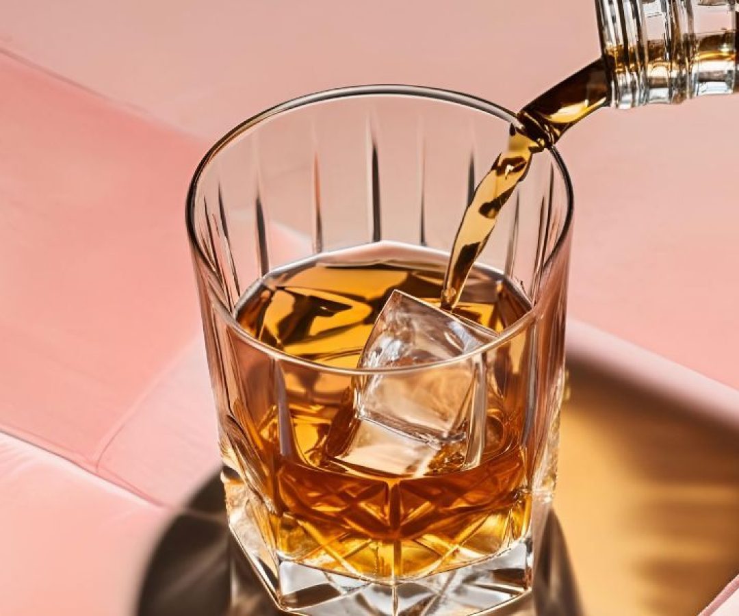 Mulher morre após ingerir uísque em Petrolina