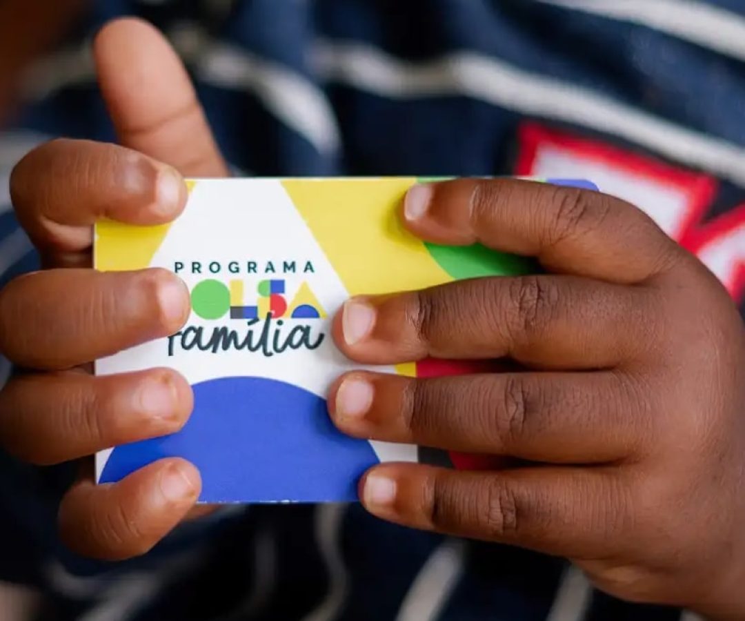 Bolsa Família paga parcela de novembro para NIS final 4 nesta quarta (19); veja o calendário
