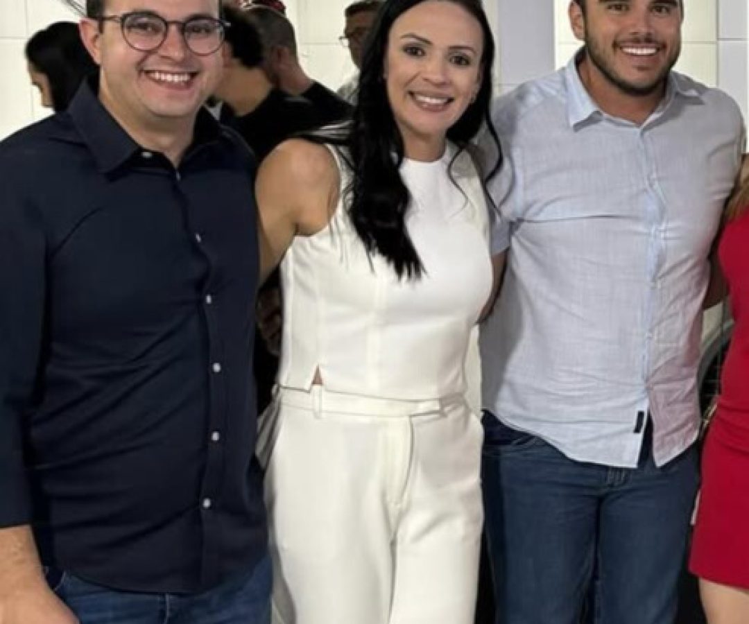 Márcia estaria usando a Saúde por apoio a Breno fora de ST, diz China