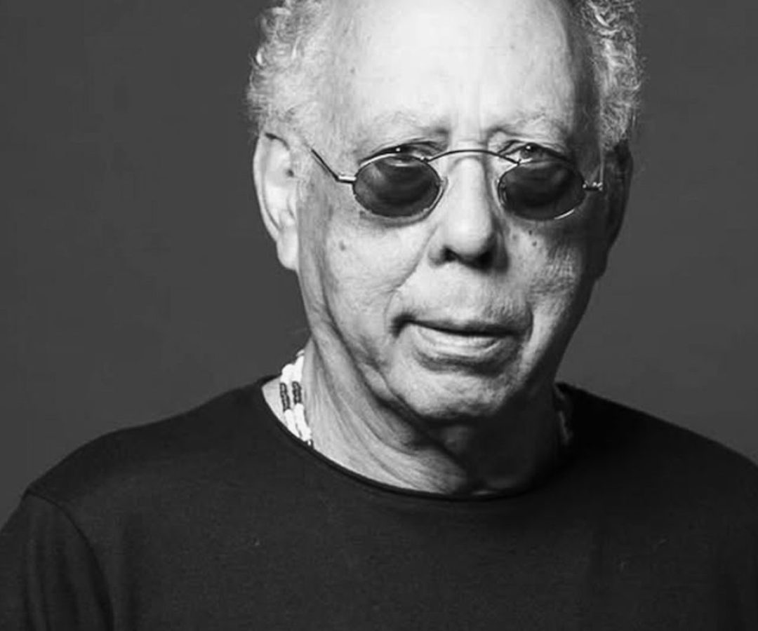 "Jards Macalé dizia que amor é gesto político", afirma Lula