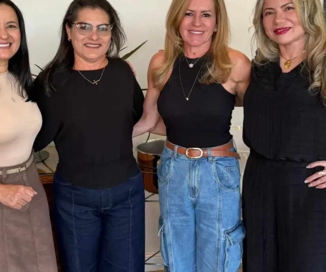 IPUBI – Vereadora Beta se une a Dra. Mary e Leontina e declaram apoio a Roberta Arraes e Lula da Fonte para 2026 – Blog Ponto de Vista