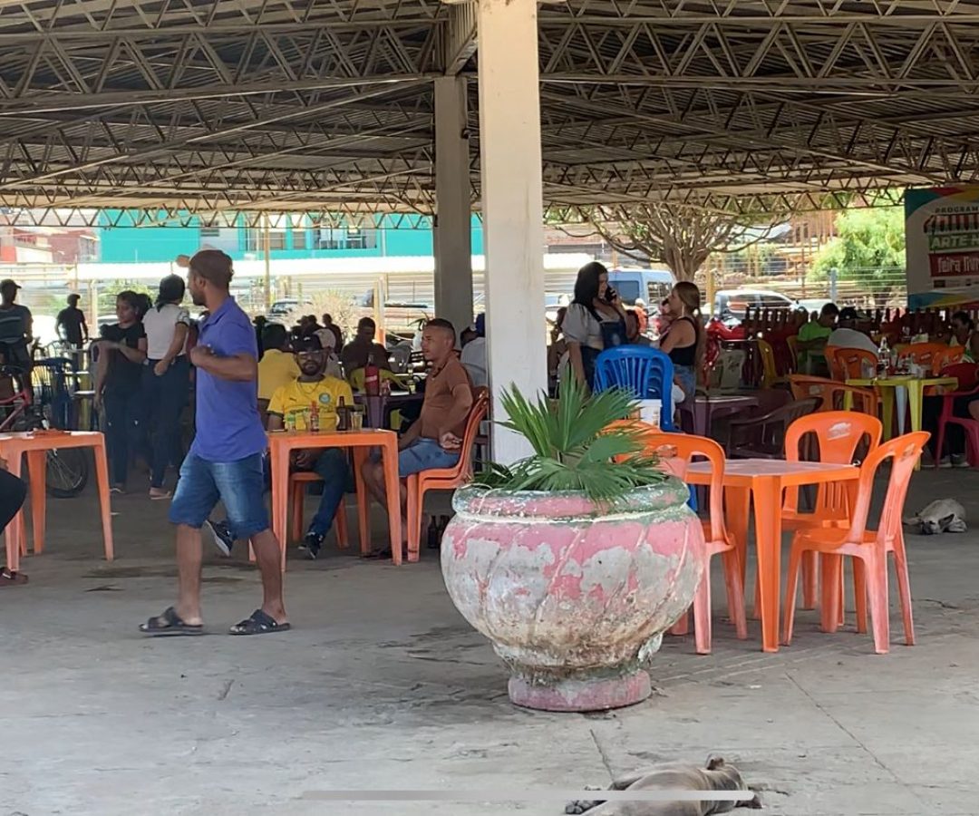 Feirantes de ST sofrem sem água há 30 dias e cobram apoio para trabalhar