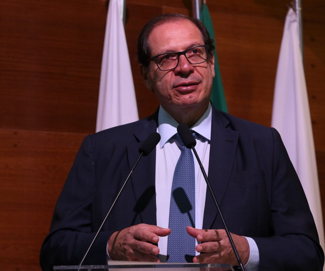 CJF e Ajufe lançam livro sobre história do Judiciário Federal